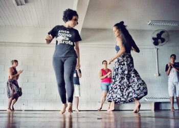 Raízes afro-brasileiras: a dança como diálogo de libertação